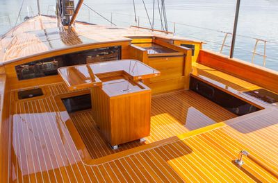 Yacht