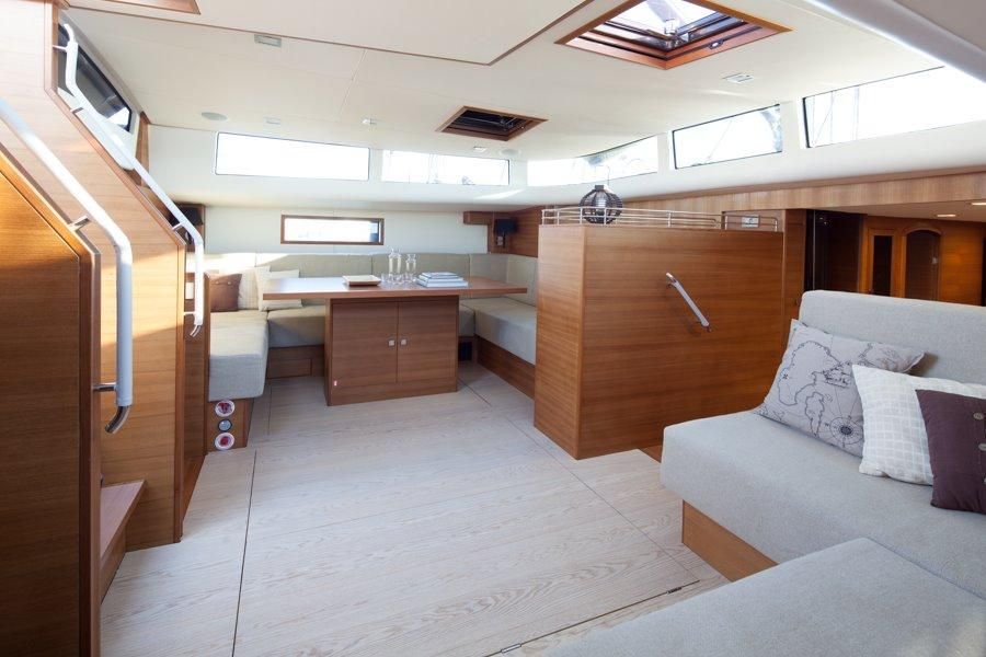 2013 Solaris 70 