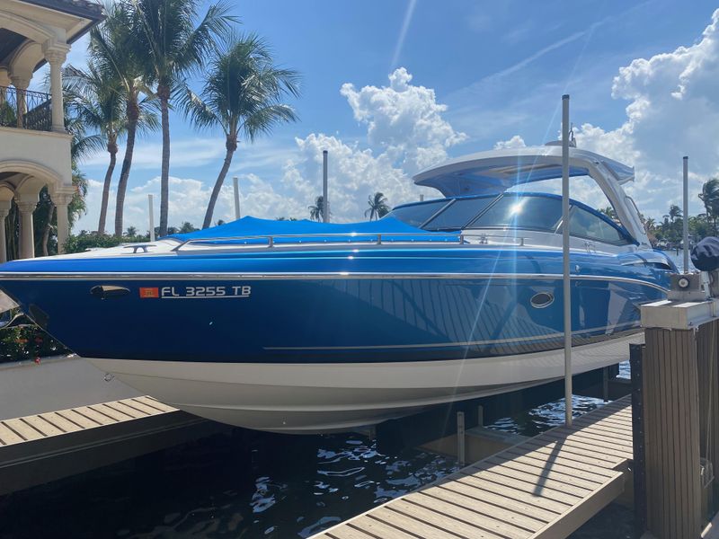 2022 Formula 350 Crossover Bowrider