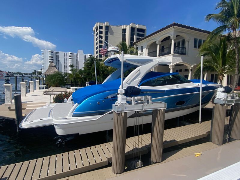 2022 Formula 350 Crossover Bowrider