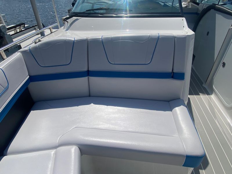 2022 Formula 350 Crossover Bowrider
