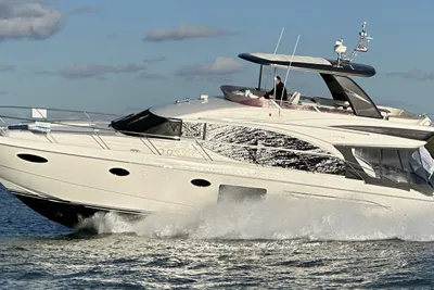2016 Princess 60