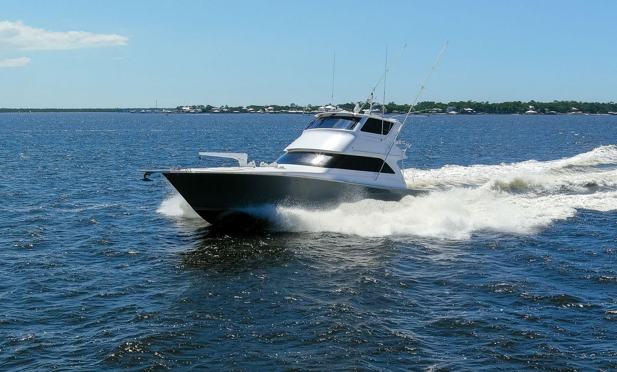 2005 Viking 61 