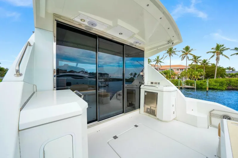 Surfpro Yacht Photos Pics 