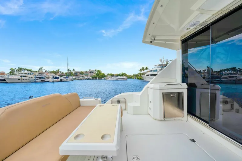 Surfpro Yacht Photos Pics 