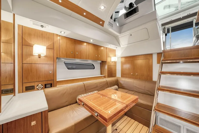 Surfpro Yacht Photos Pics 