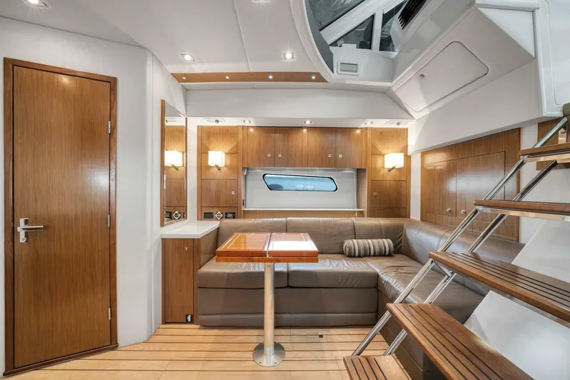 Surfpro Yacht Photos Pics 