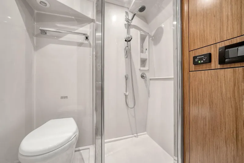 Surfpro Yacht Photos Pics 