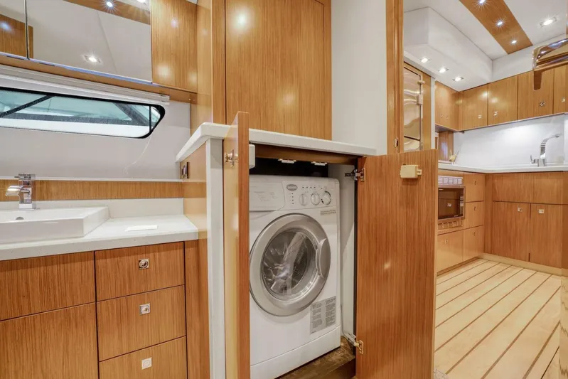 Surfpro Yacht Photos Pics 