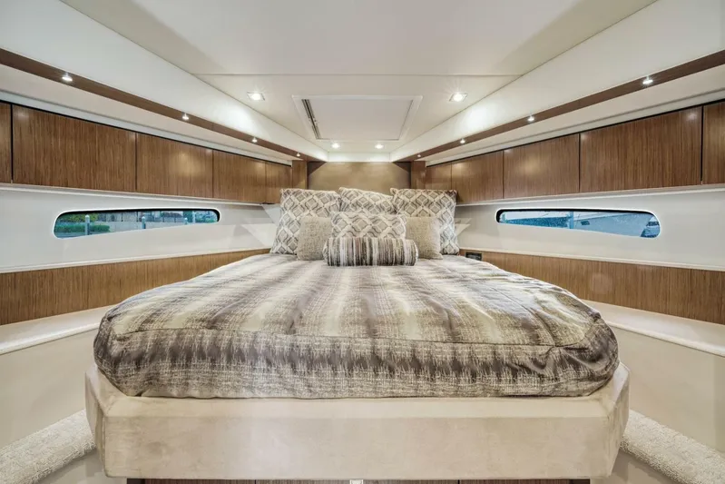 Surfpro Yacht Photos Pics 