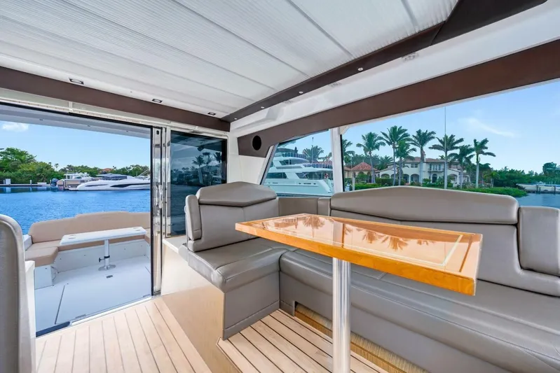 Surfpro Yacht Photos Pics 