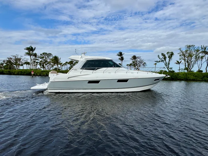Surfpro Yacht Photos Pics 
