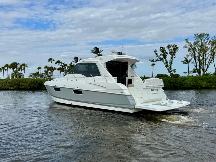 Surfpro Yacht Photos Pics 