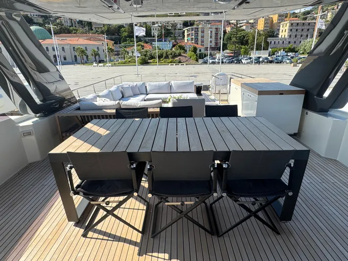  Yacht Photos Pics FERRETTI 920