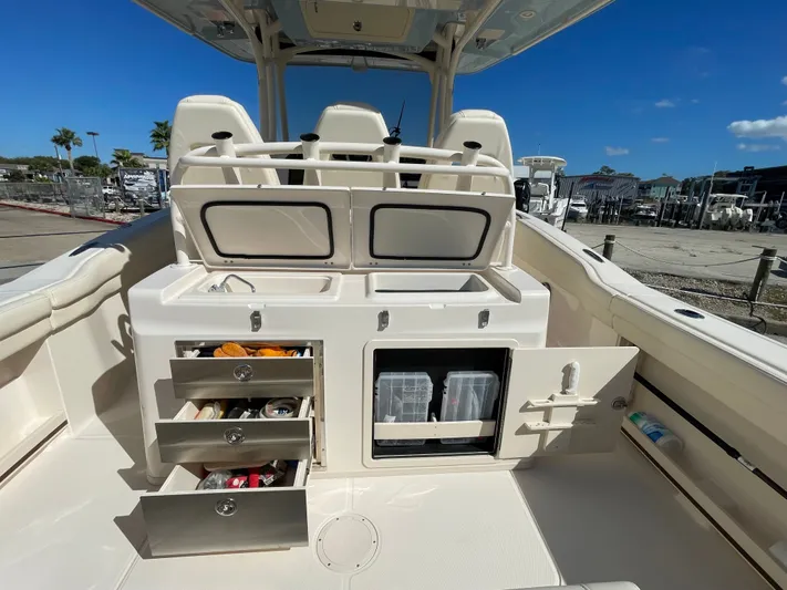  Yacht Photos Pics 2023 Grady-White Canyon 326 boat with storage and drawers.