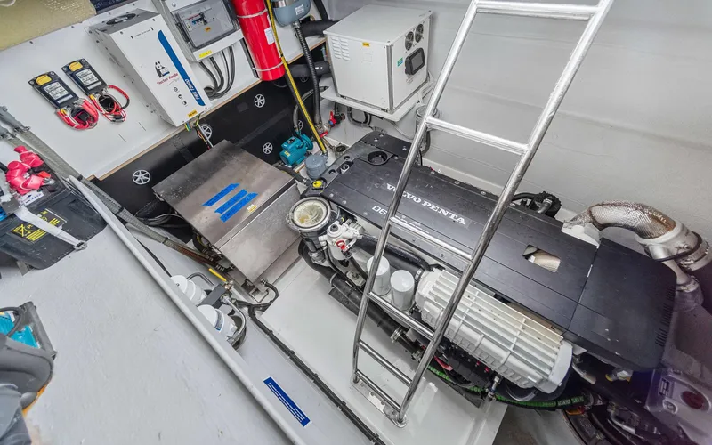 Mona Lisa Yacht Photos Pics 