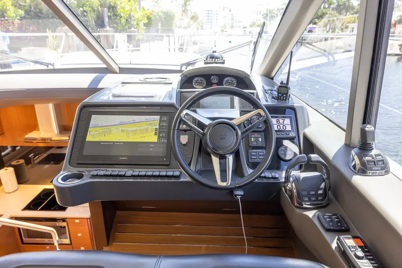 Quick Decision Yacht Photos Pics Princess V50 2020 yacht helm with navigation system and controls.