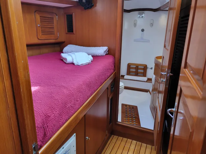 Phoenix Dawn Yacht Photos Pics 