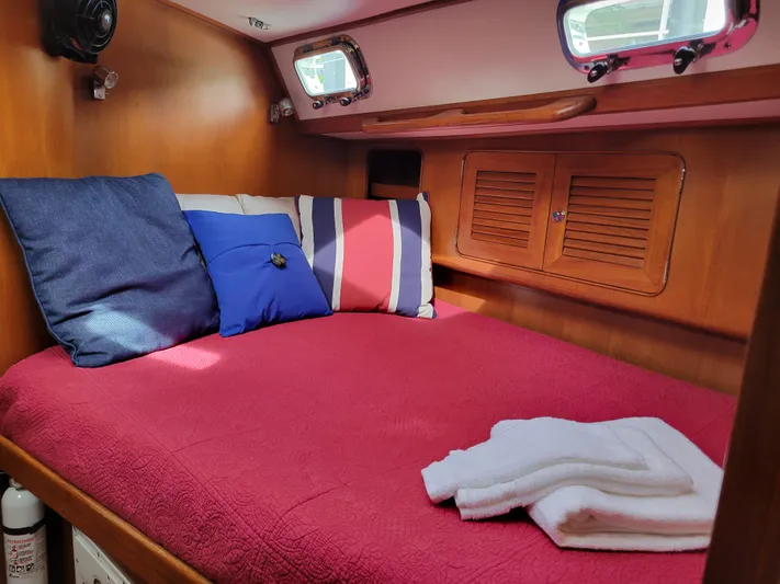 Phoenix Dawn Yacht Photos Pics 