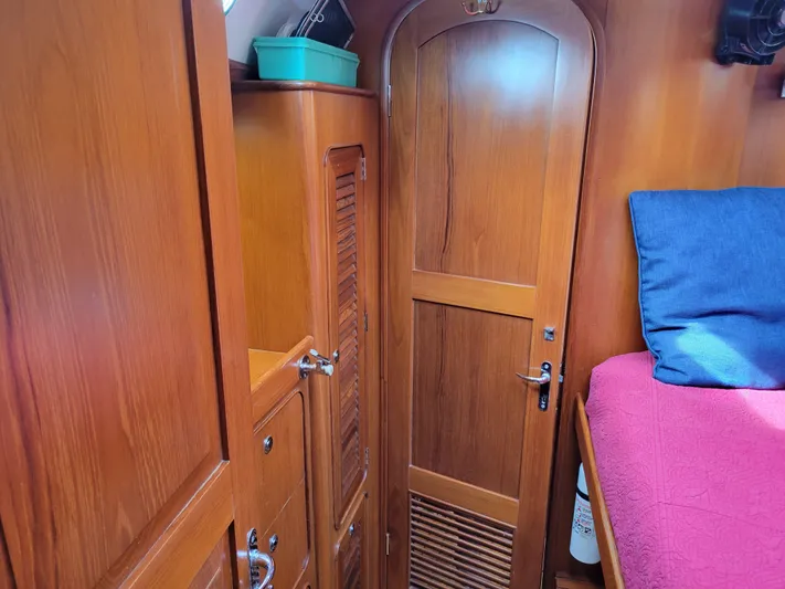 Phoenix Dawn Yacht Photos Pics 