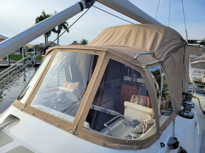 Phoenix Dawn Yacht Photos Pics 