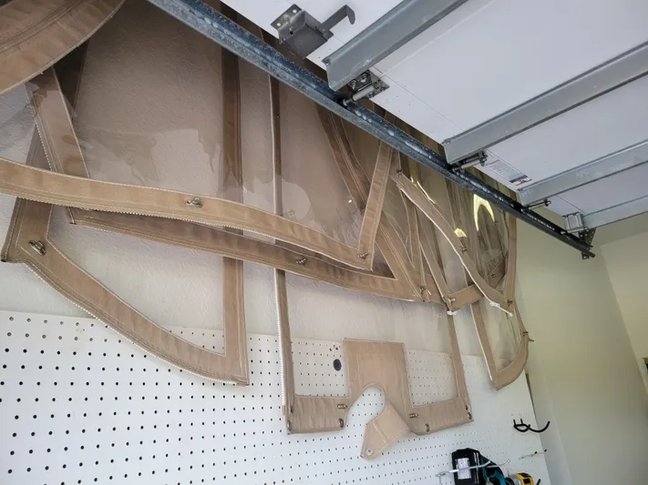 Phoenix Dawn Yacht Photos Pics 