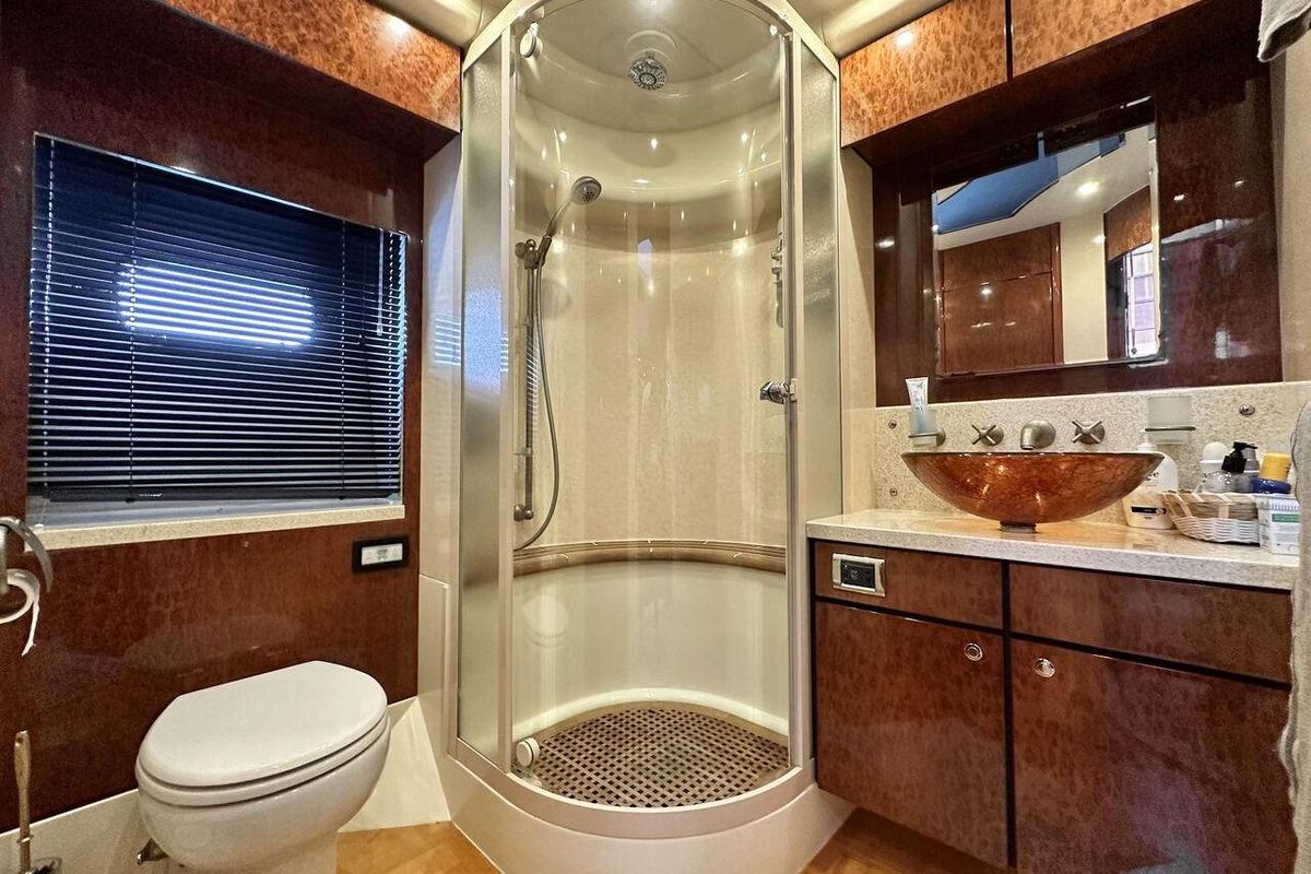 2004 Fairline 73 