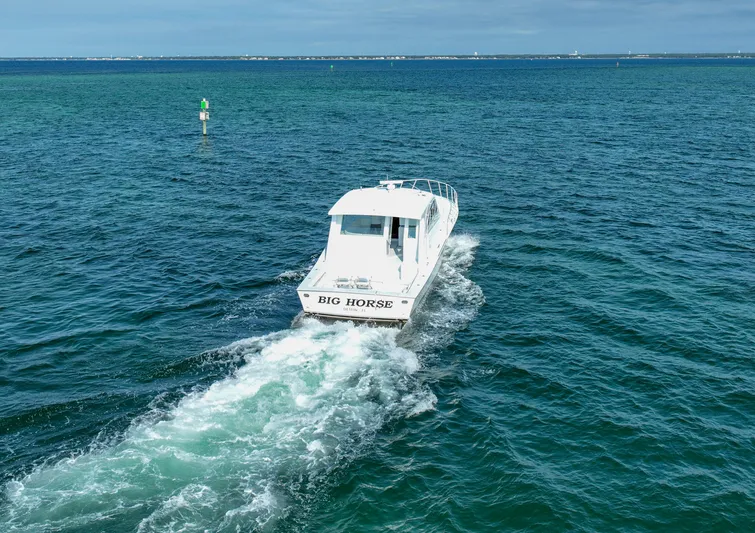 Big Horse Yacht Photos Pics 2006 Dixon Custom 52 Express- BIG HORSE