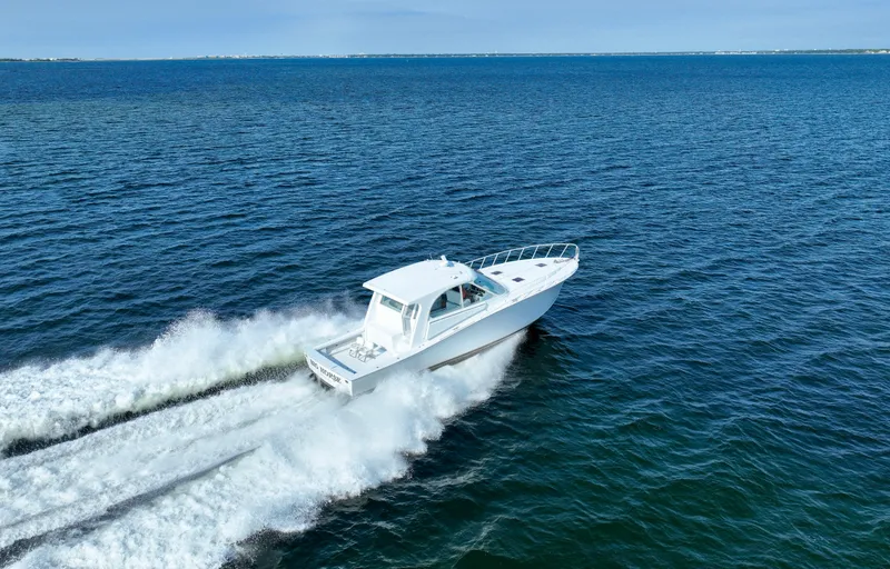 Big Horse Yacht Photos Pics 2006 Dixon Custom 52 Express- BIG HORSE