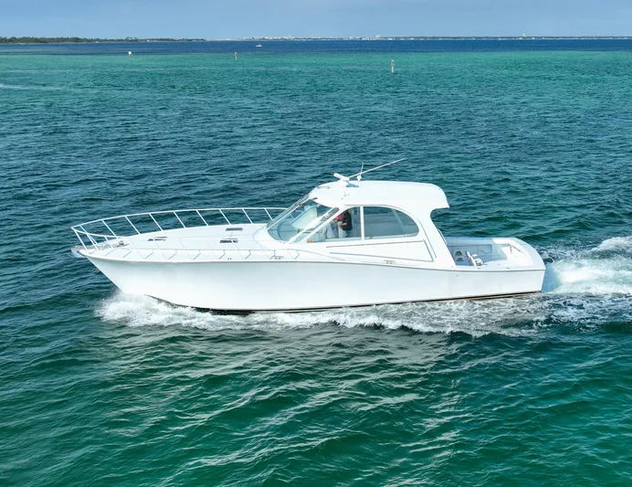 Big Horse Yacht Photos Pics 2006 Dixon Custom 52 Express- BIG HORSE