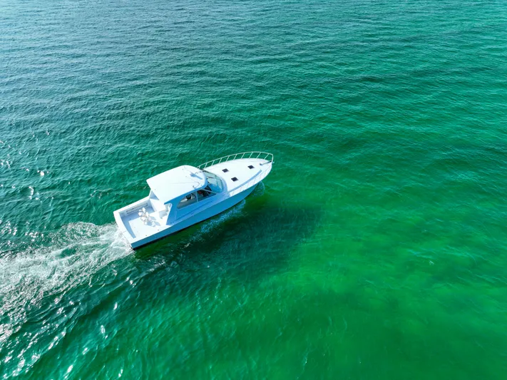 Big Horse Yacht Photos Pics 2006 Dixon Custom 52 Express- BIG HORSE