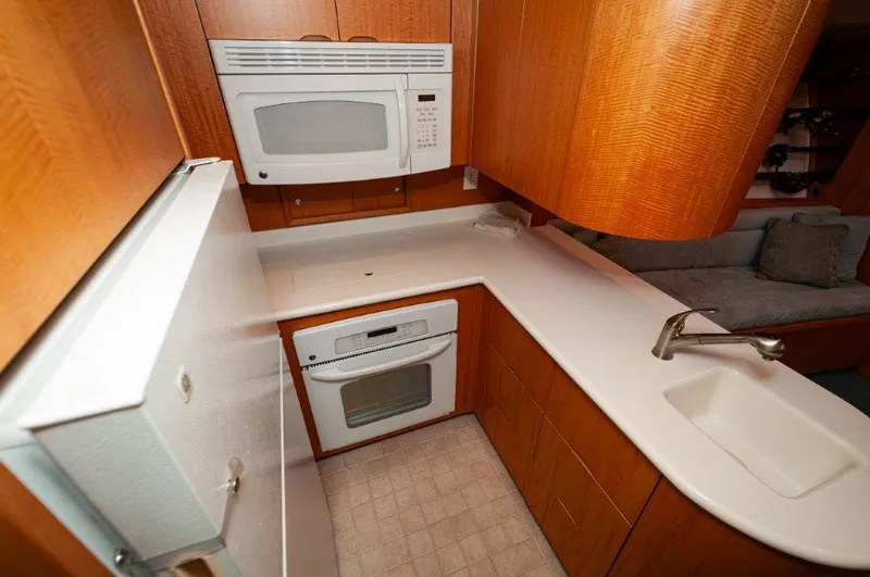 Big Horse Yacht Photos Pics 2006 Dixon Custom 52 Express- BIG HORSE- Galley