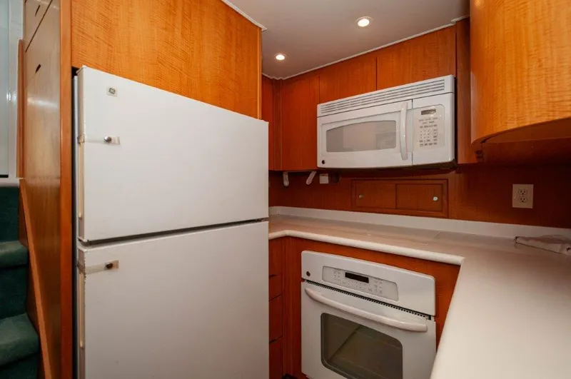 Big Horse Yacht Photos Pics 2006 Dixon Custom 52 Express- BIG HORSE- Galley