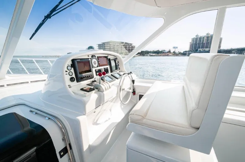 Big Horse Yacht Photos Pics 2006 Dixon Custom 52 Express- BIG HORSE- Helm