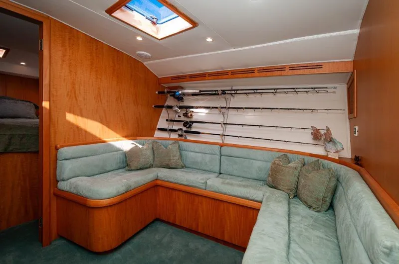 Big Horse Yacht Photos Pics 2006 Dixon Custom 52 Express- BIG HORSE- Salon