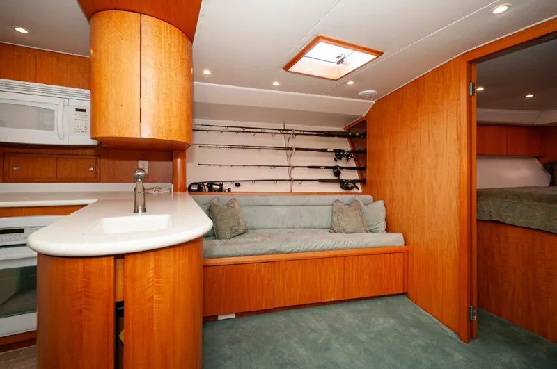 Big Horse Yacht Photos Pics 2006 Dixon Custom 52 Express- BIG HORSE- Salon