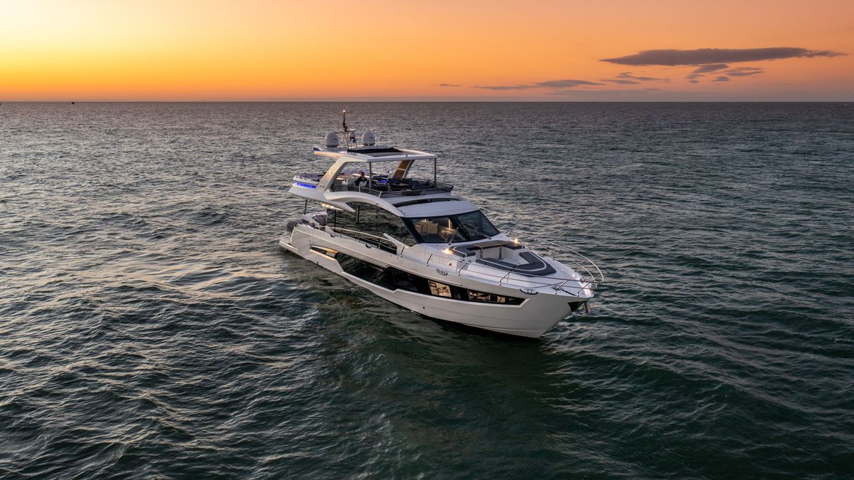 2020 Galeon 72 