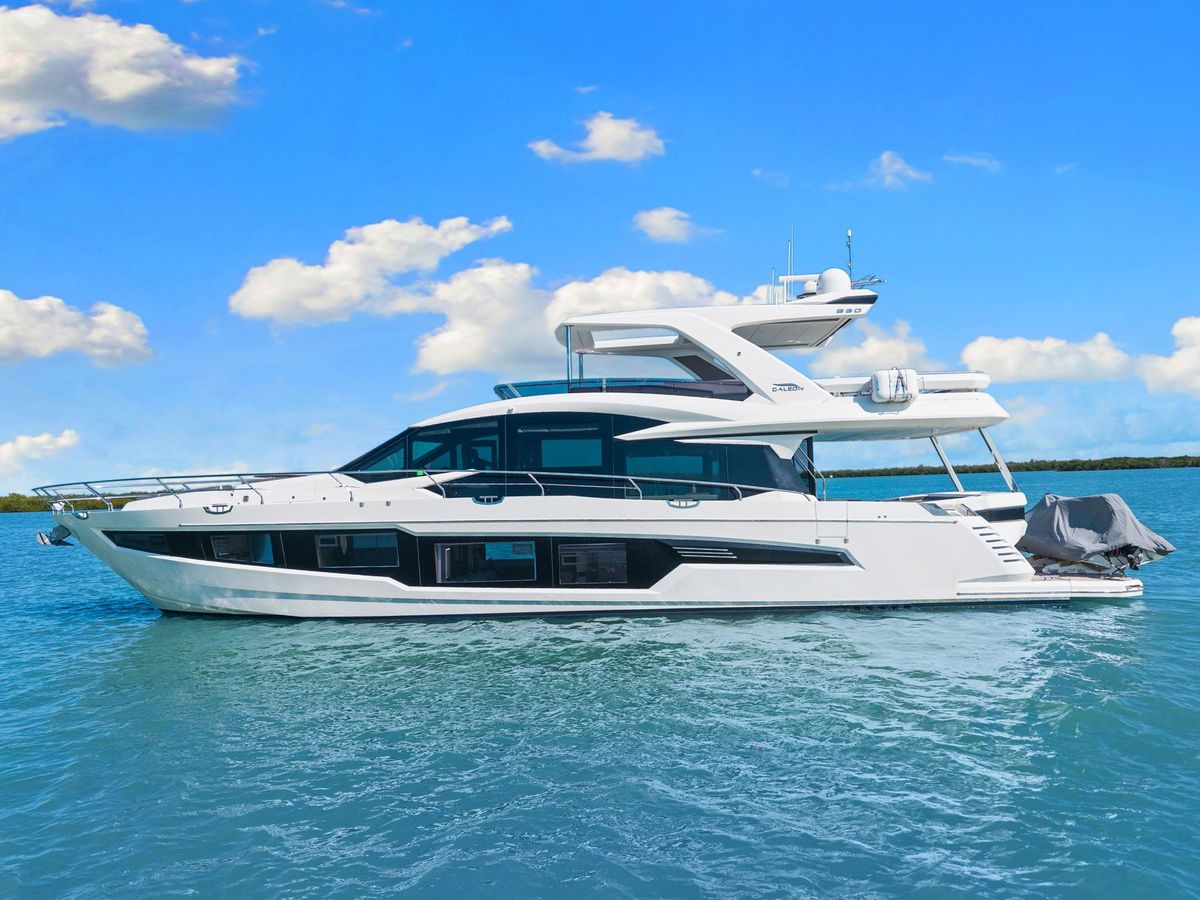 2020 Galeon 72 
