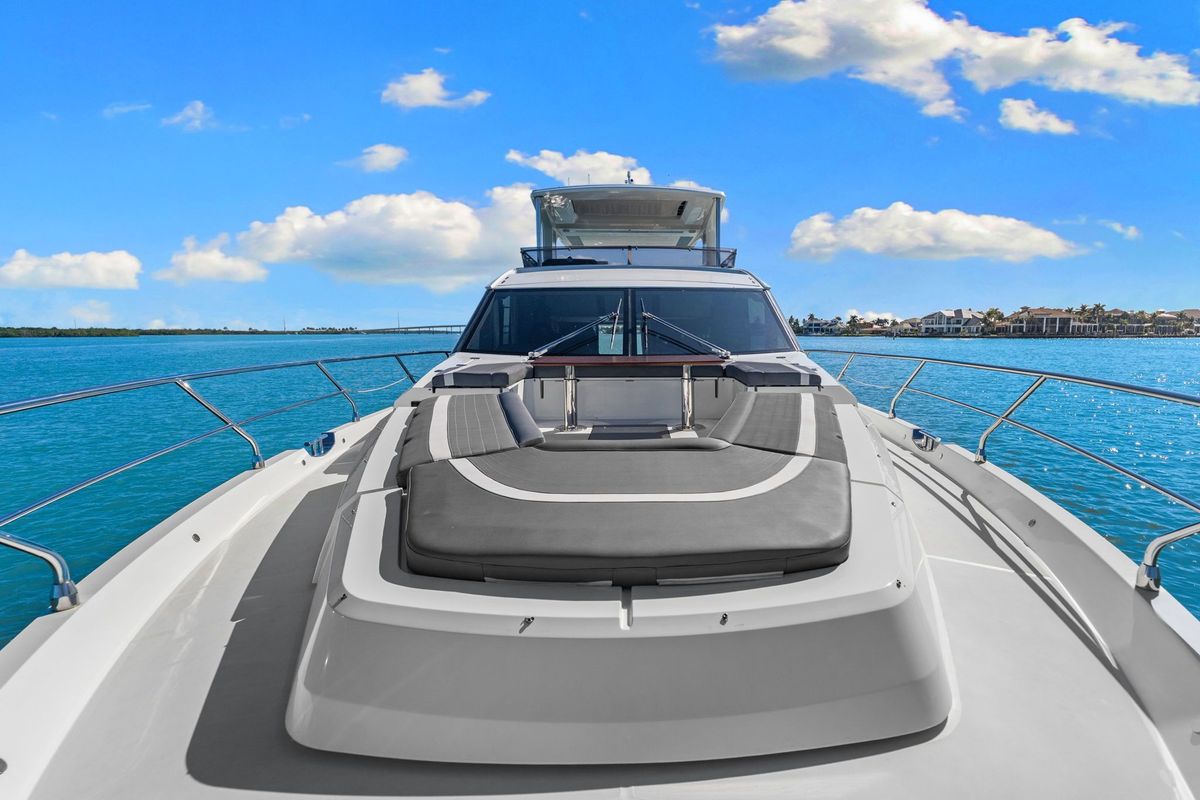 2020 Galeon 72 