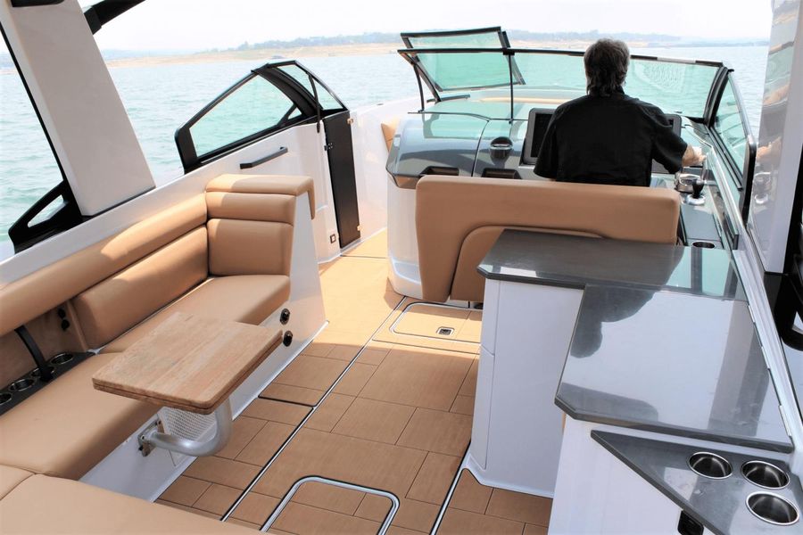 2022 Aviara AV32
