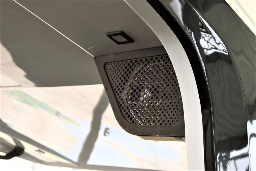 2022 Aviara AV32