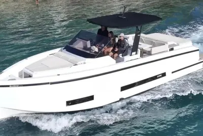 2025 De Antonio Yachts D36