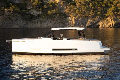 2025 De Antonio Yachts D36