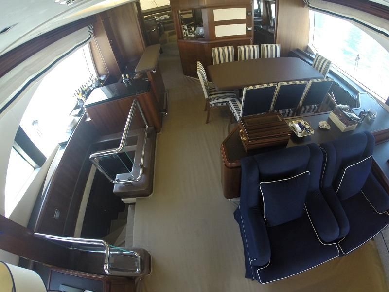 2008 Azimut 98 