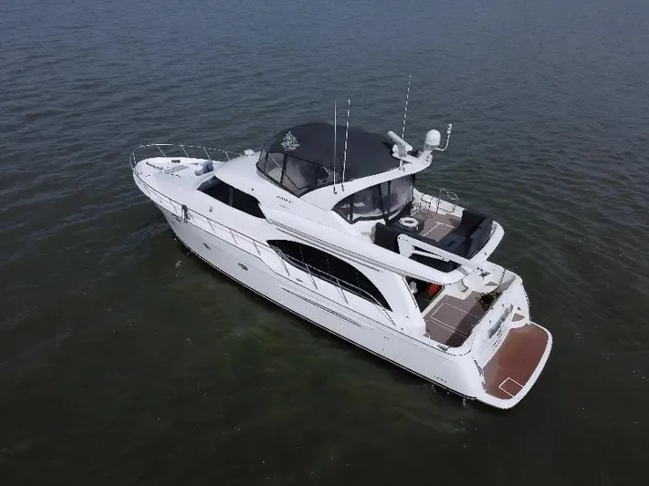 Oceans 10 Yacht Photos Pics 