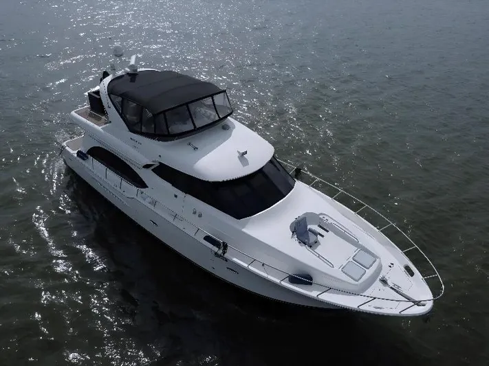 Oceans 10 Yacht Photos Pics 