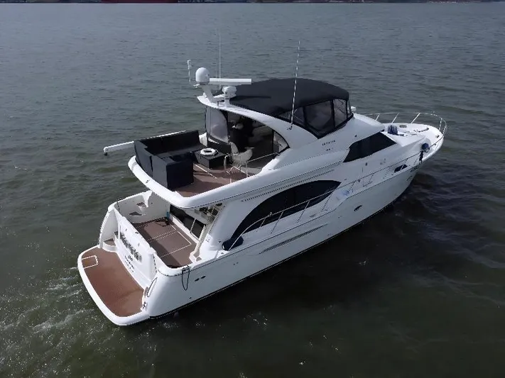 Oceans 10 Yacht Photos Pics 