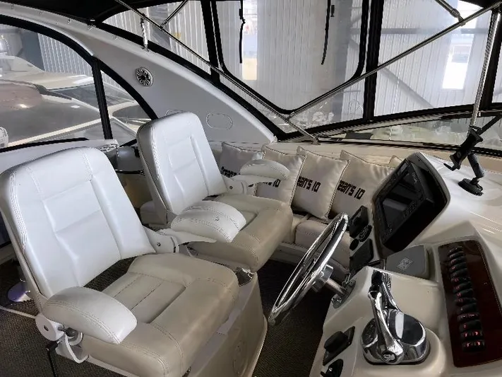 Oceans 10 Yacht Photos Pics 