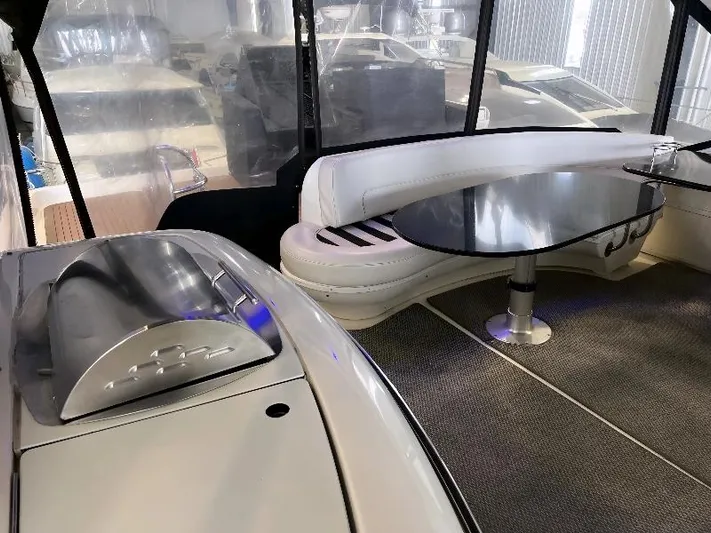 Oceans 10 Yacht Photos Pics 