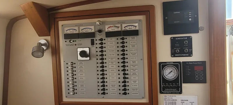 Salt Yacht Photos Pics 